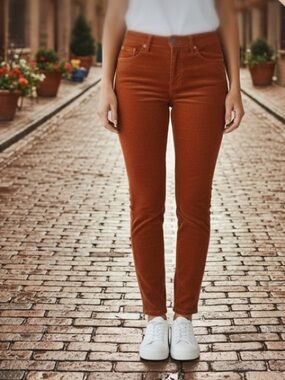 New AG Farrah High rise pumpkin spice skinny Corduroy jeans.